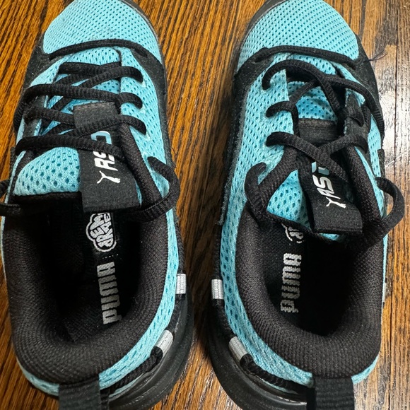 Kids Puma Dreamer Sneakers - Size 2.5Y - Picture 6 of 9